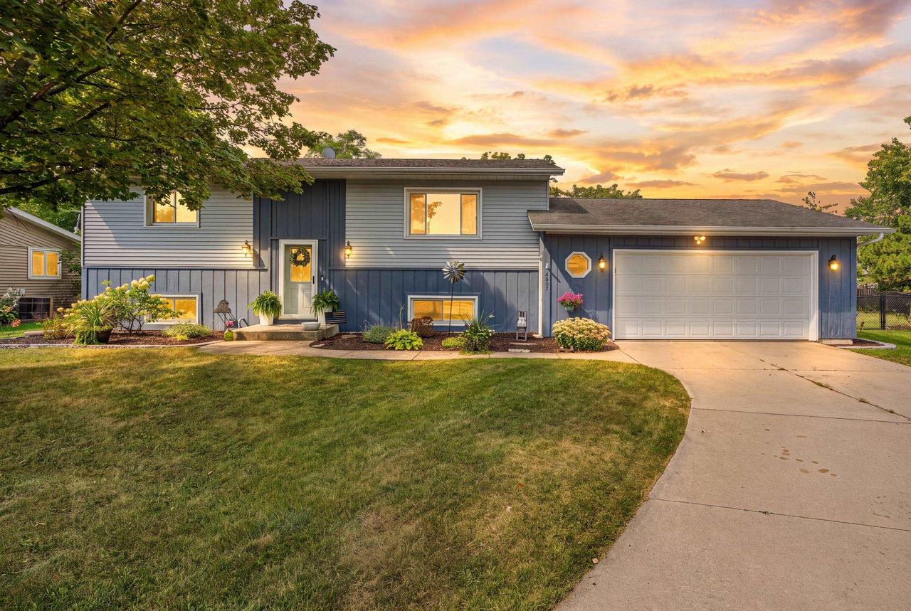2309 Brantwood Drive — photo