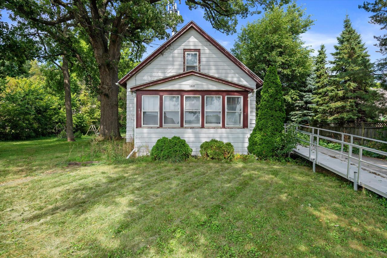 1436 E Racine Avenue — photo