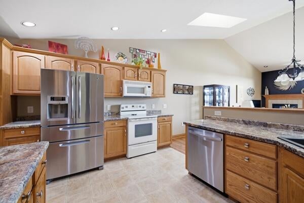 2121 45th STREET #G, Two Rivers, WI 54241 — photo 2