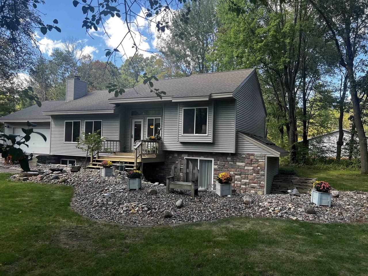 1078 Blueberry Lane — photo