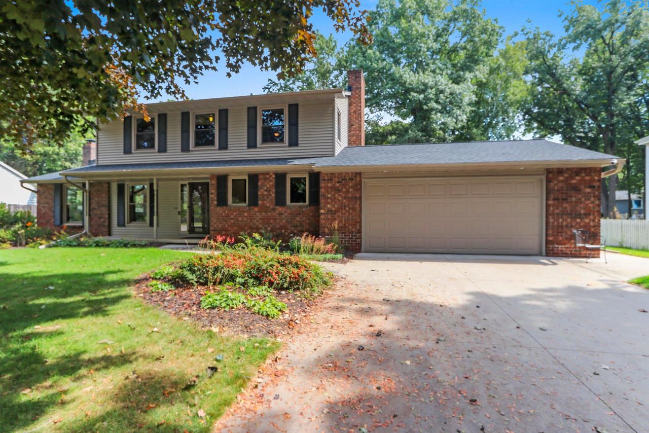 2697 Indian Hill Drive — photo