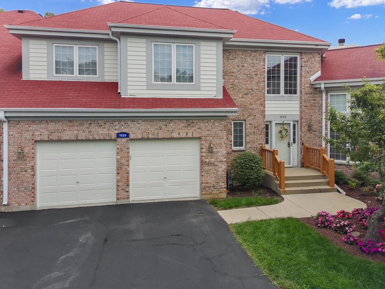 1529 Highland Drive 8-46 — photo