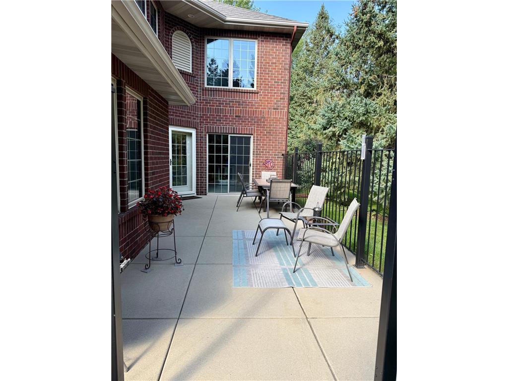 1407 Hunter Hill Road — photo