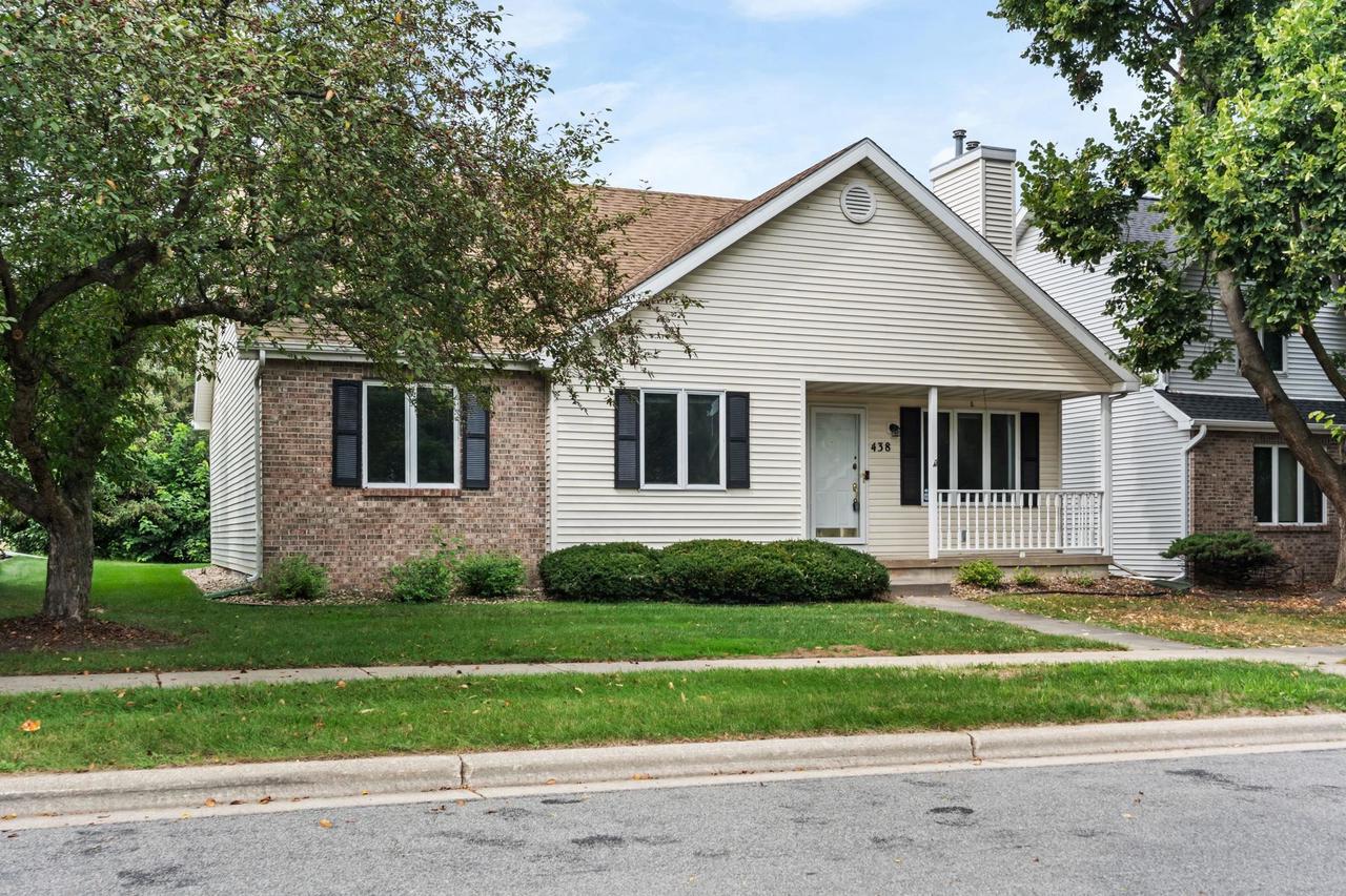 438 Cherry Hill Drive — photo