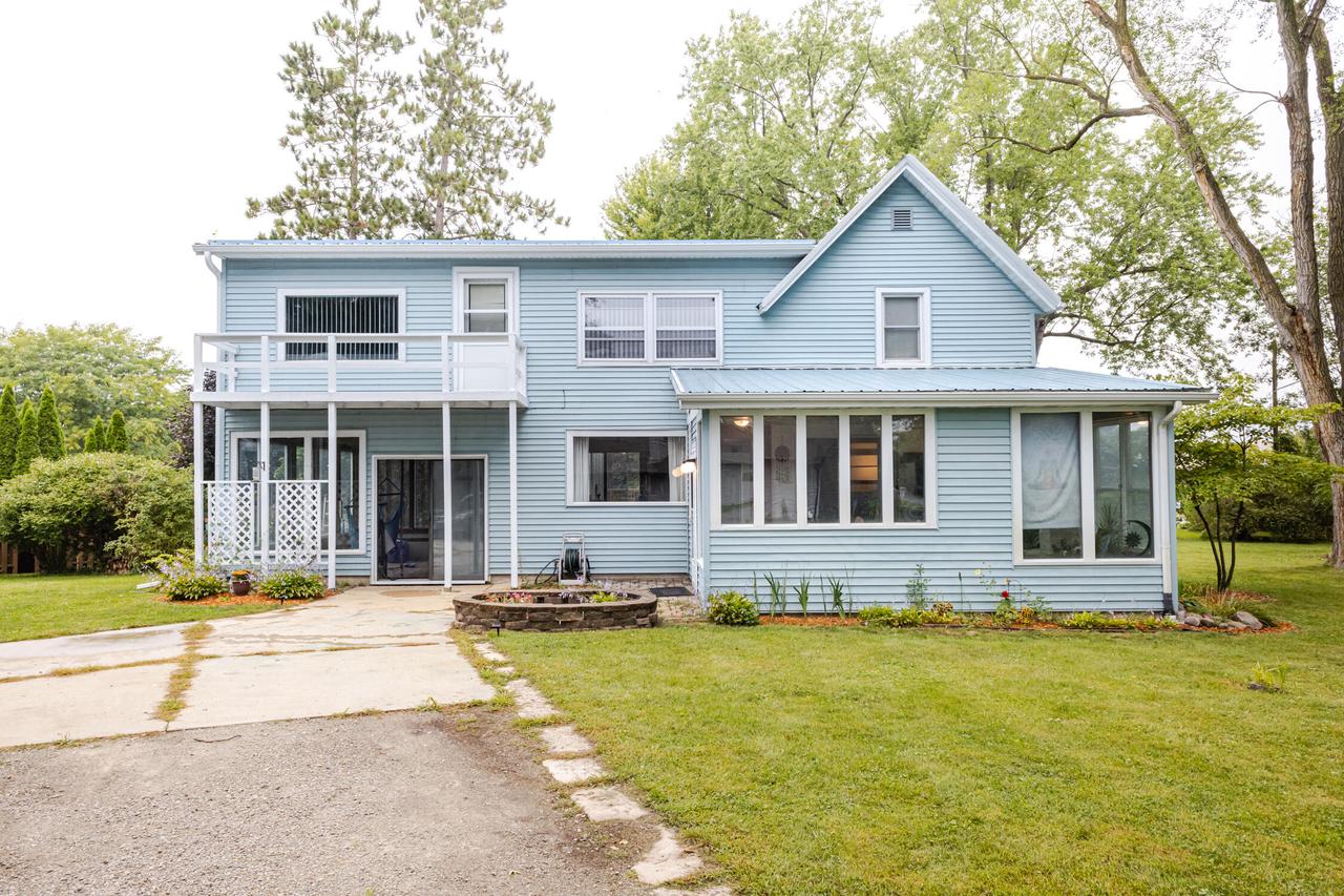 1577 East Gate Drive — photo