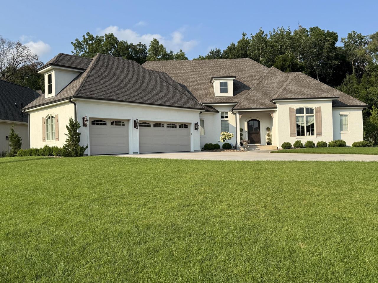 1620 Yardley Court — photo