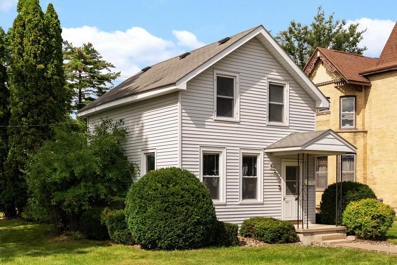 111 E Carroll Street — photo