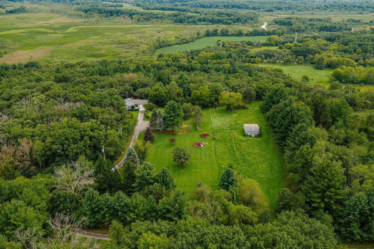 S100W31478 County Road Lo — photo
