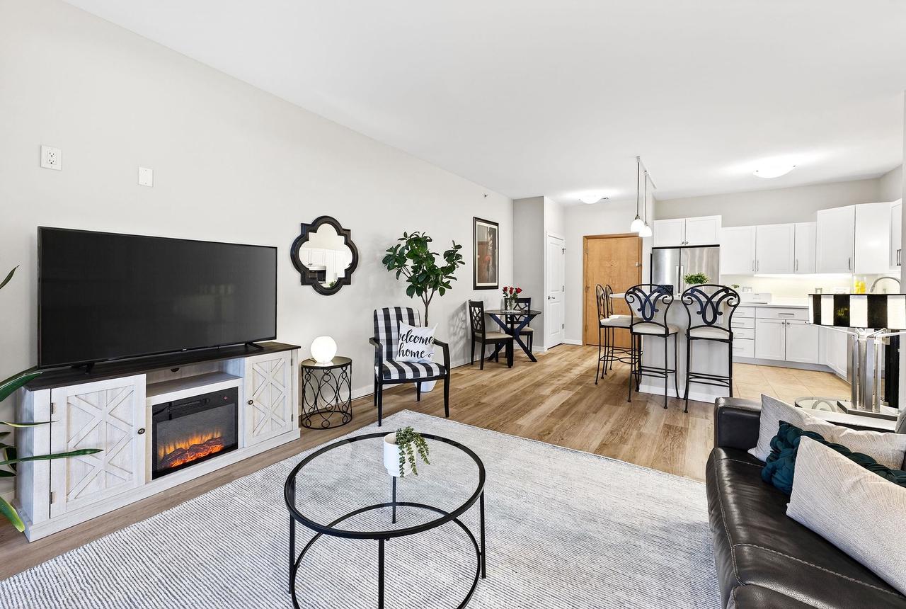 5196 Sassafras Drive 105 — photo