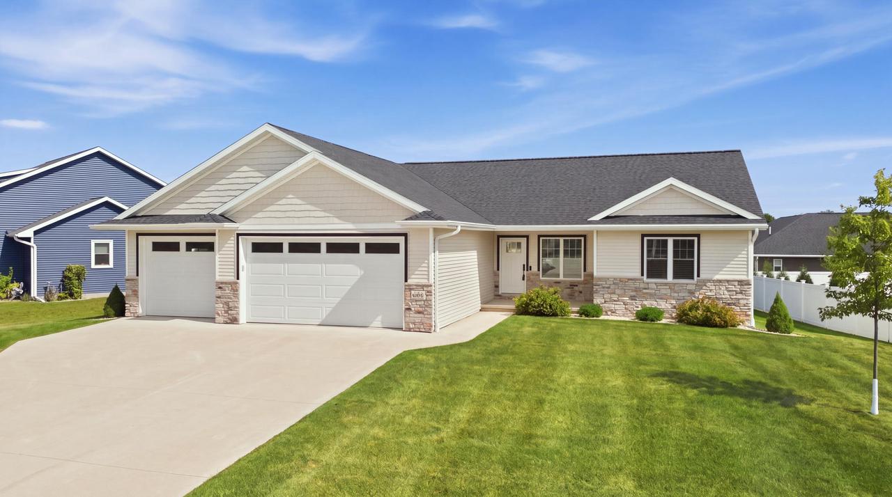 3126 Sandy Ridge Drive — photo