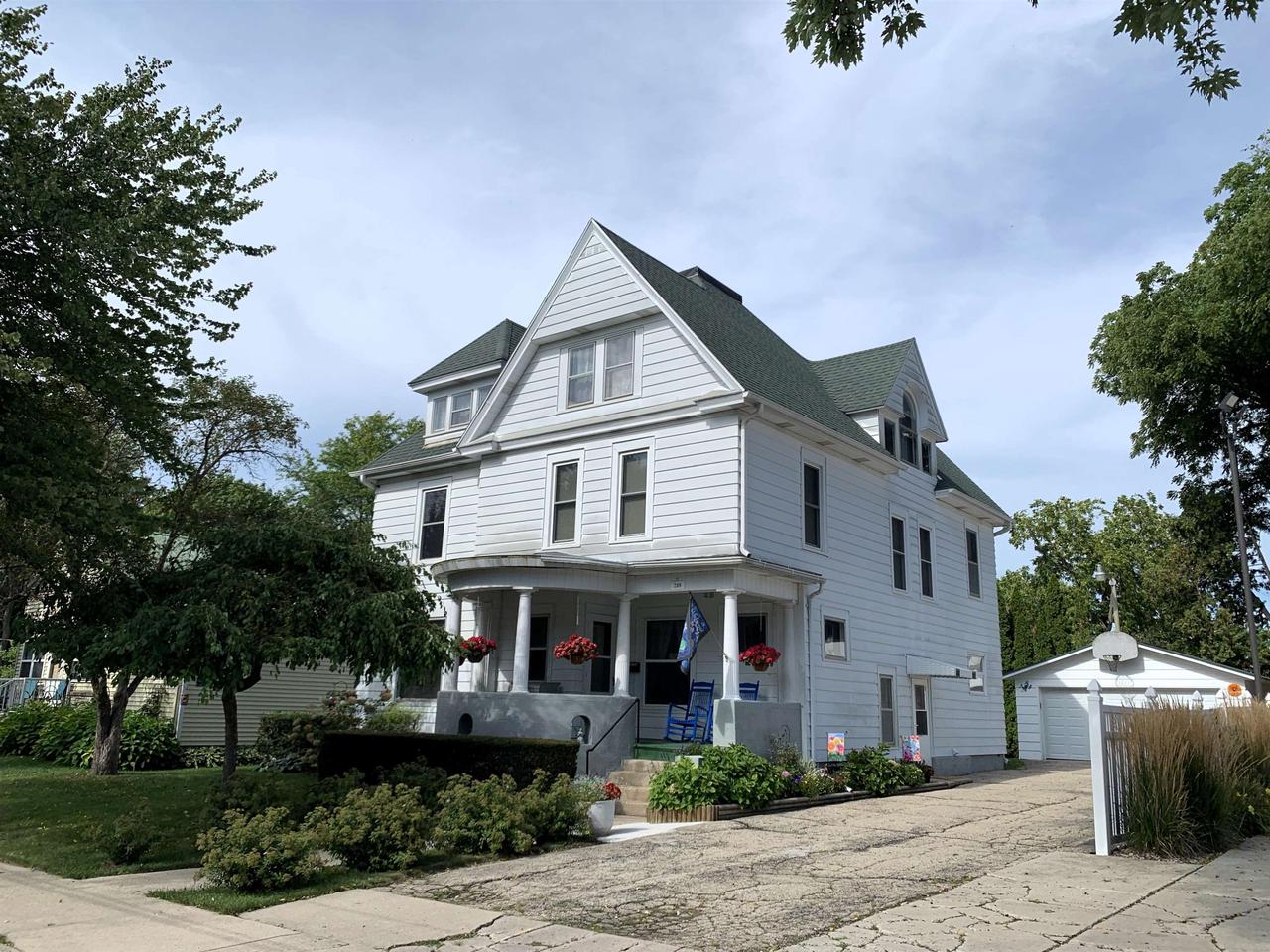 240 W Harrison Street — photo