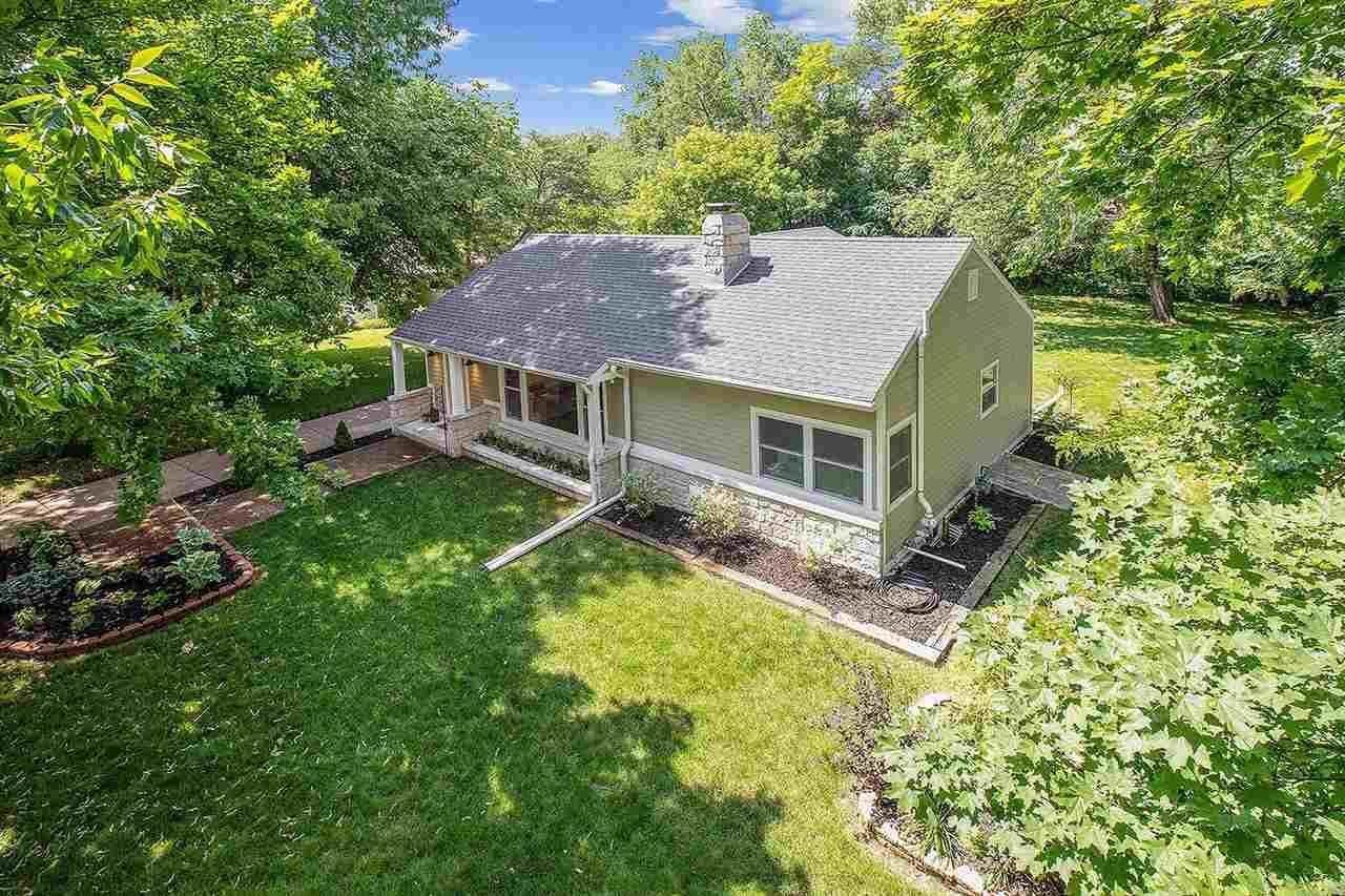 7125 N Longacre ROAD, Fox Point, WI 53217 — photo 3