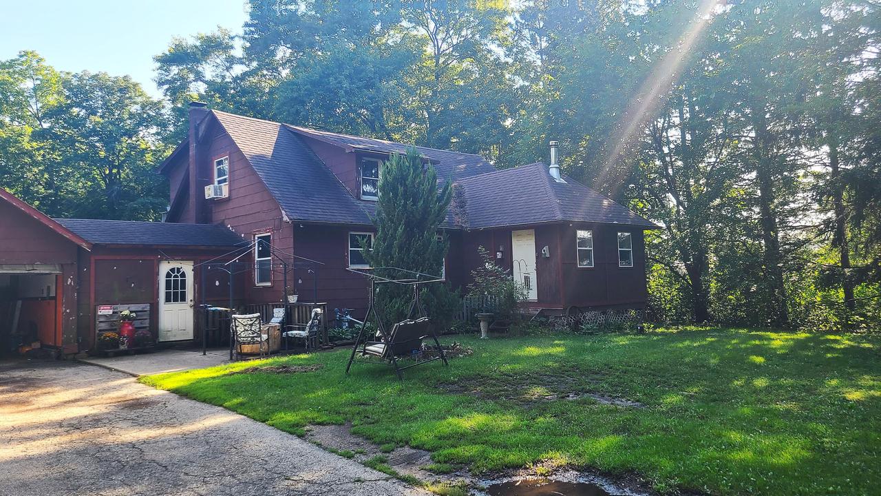 13211 Wilmot Road — photo