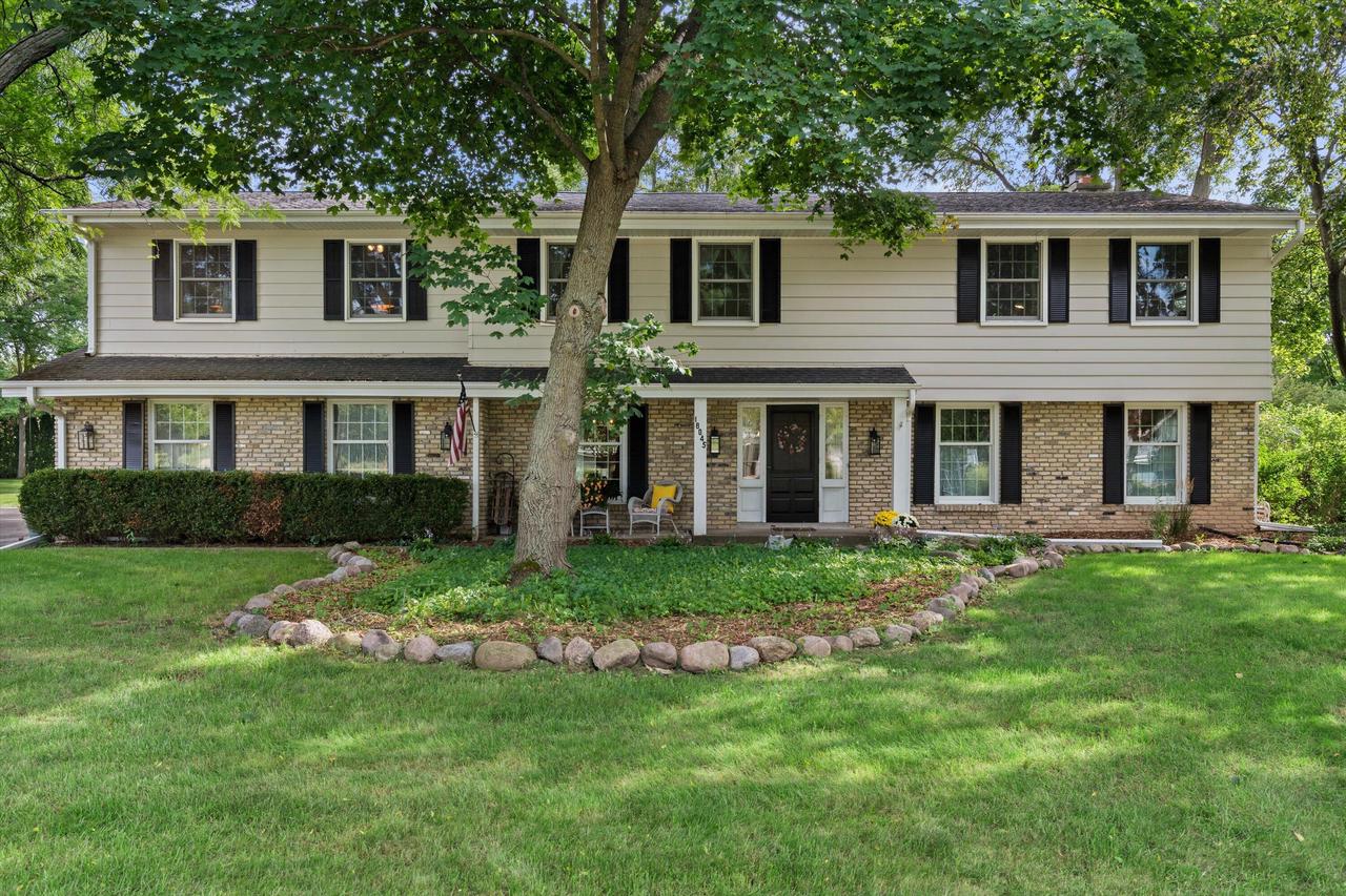 18045 Lamplighter Lane — photo
