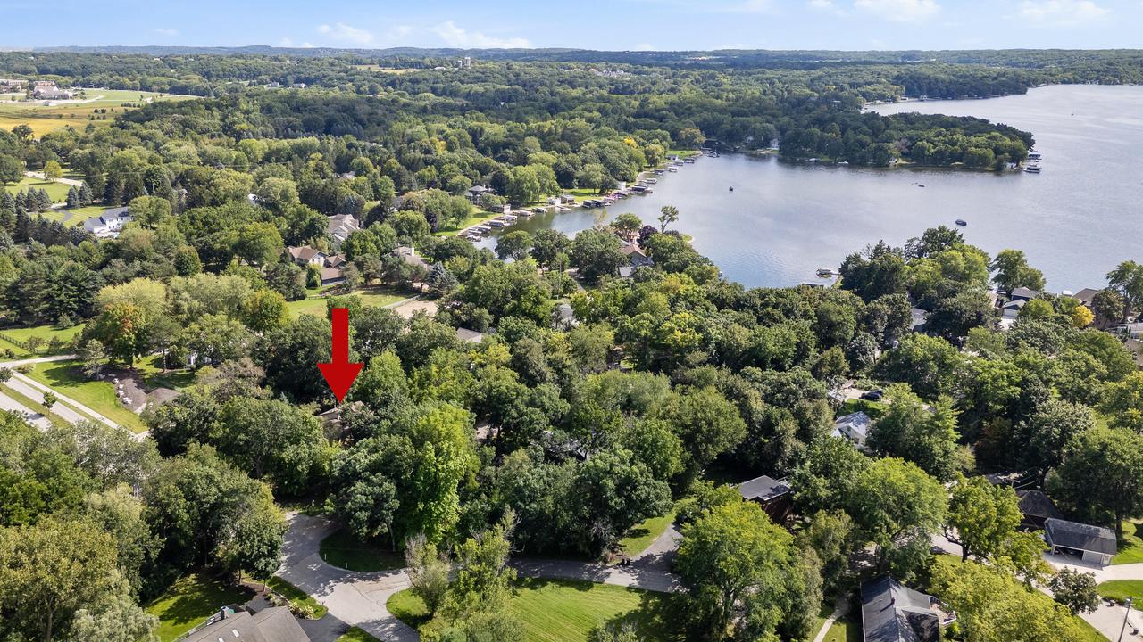 2944 Ridley ROAD, Hartland, WI 53029 — photo 3