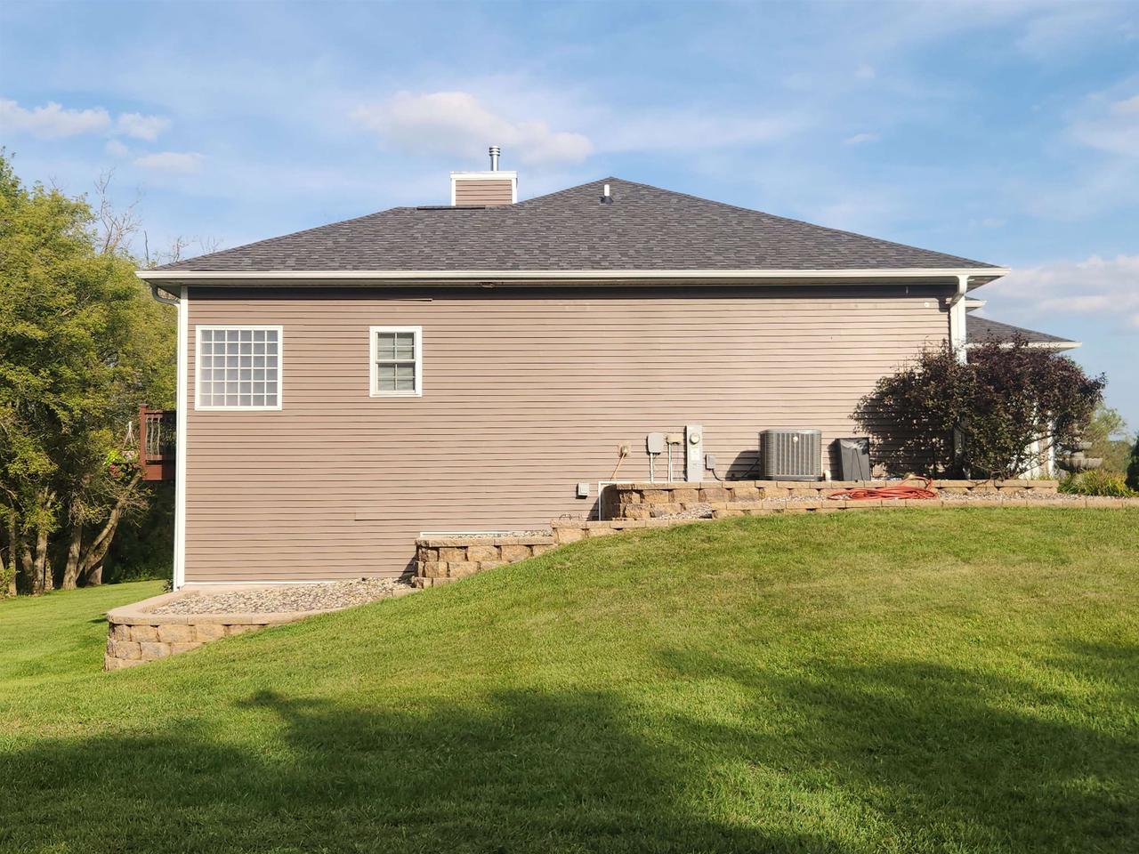 e9722 n reedsburg rd, REEDSBURG WI 53959 — photo 3