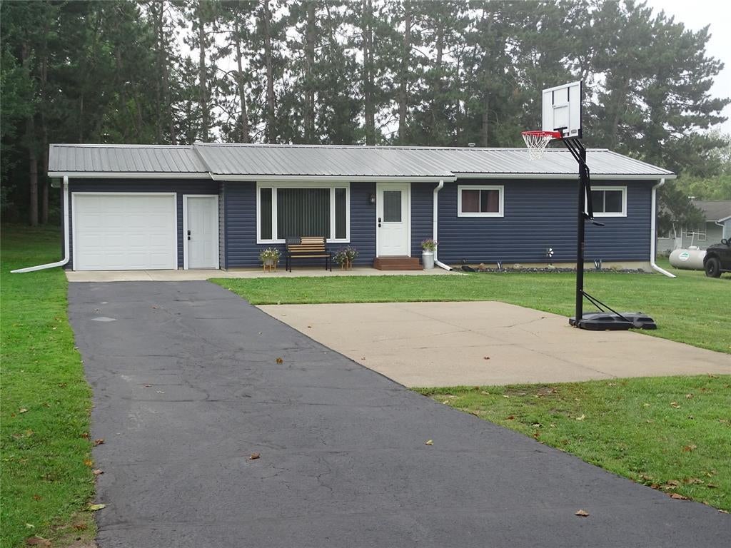 429 Auth Street — photo