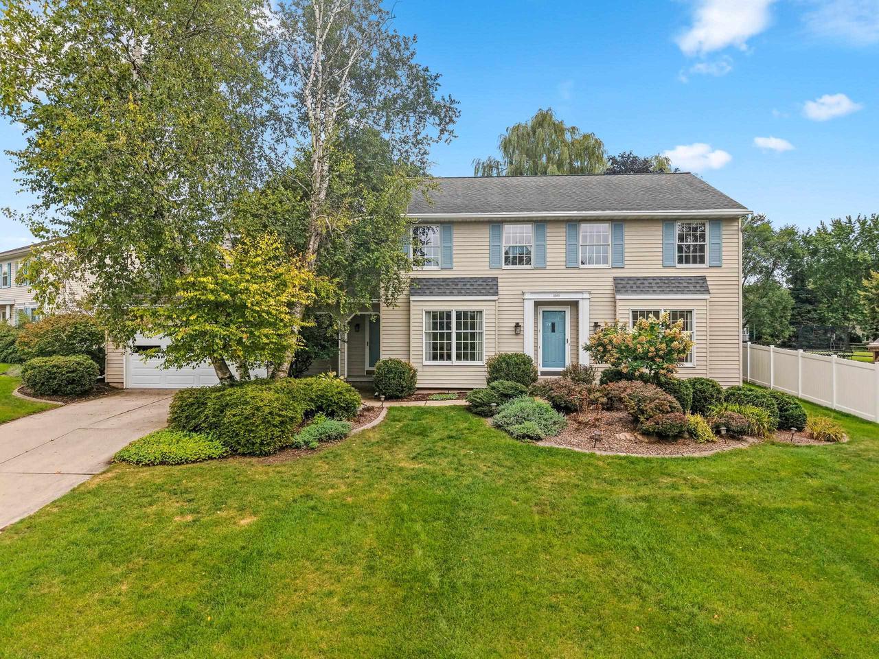 3560 Highland Center Drive — photo