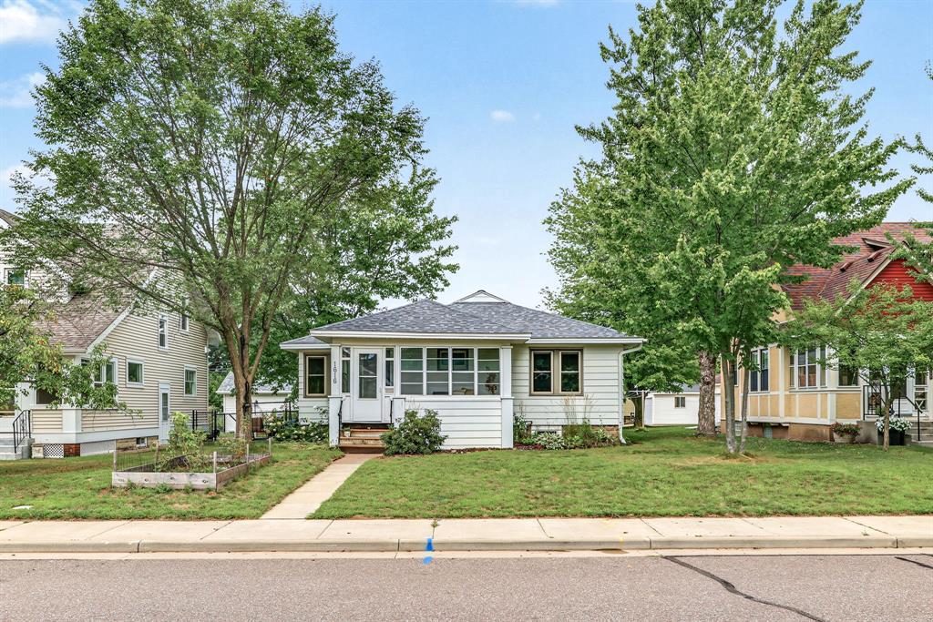 1616 Emery Street — photo