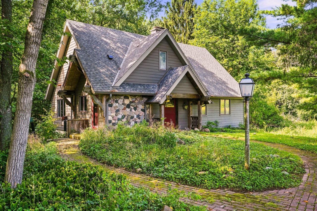 W340N9005 Townline Road — photo