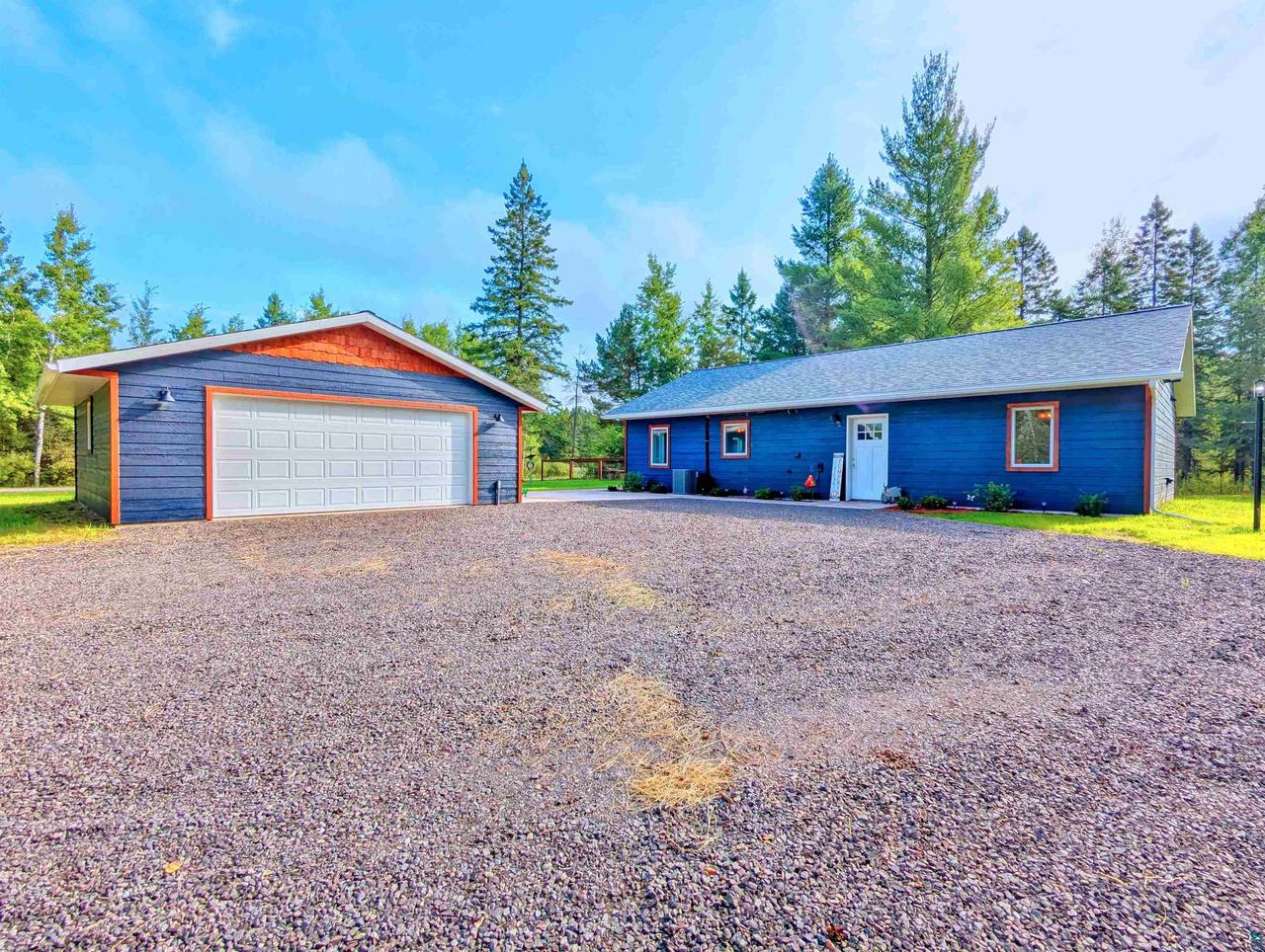 3588 E Hunter Road, Superior, WI 54880 — photo 2
