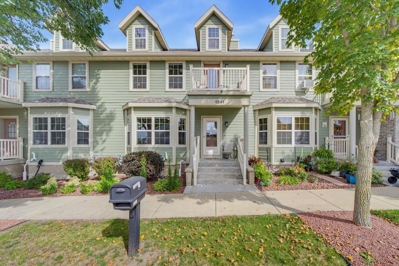1241 N Pine Street — photo