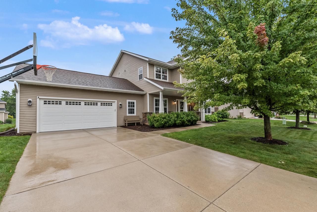 21651 N Weather Edge Circle — photo