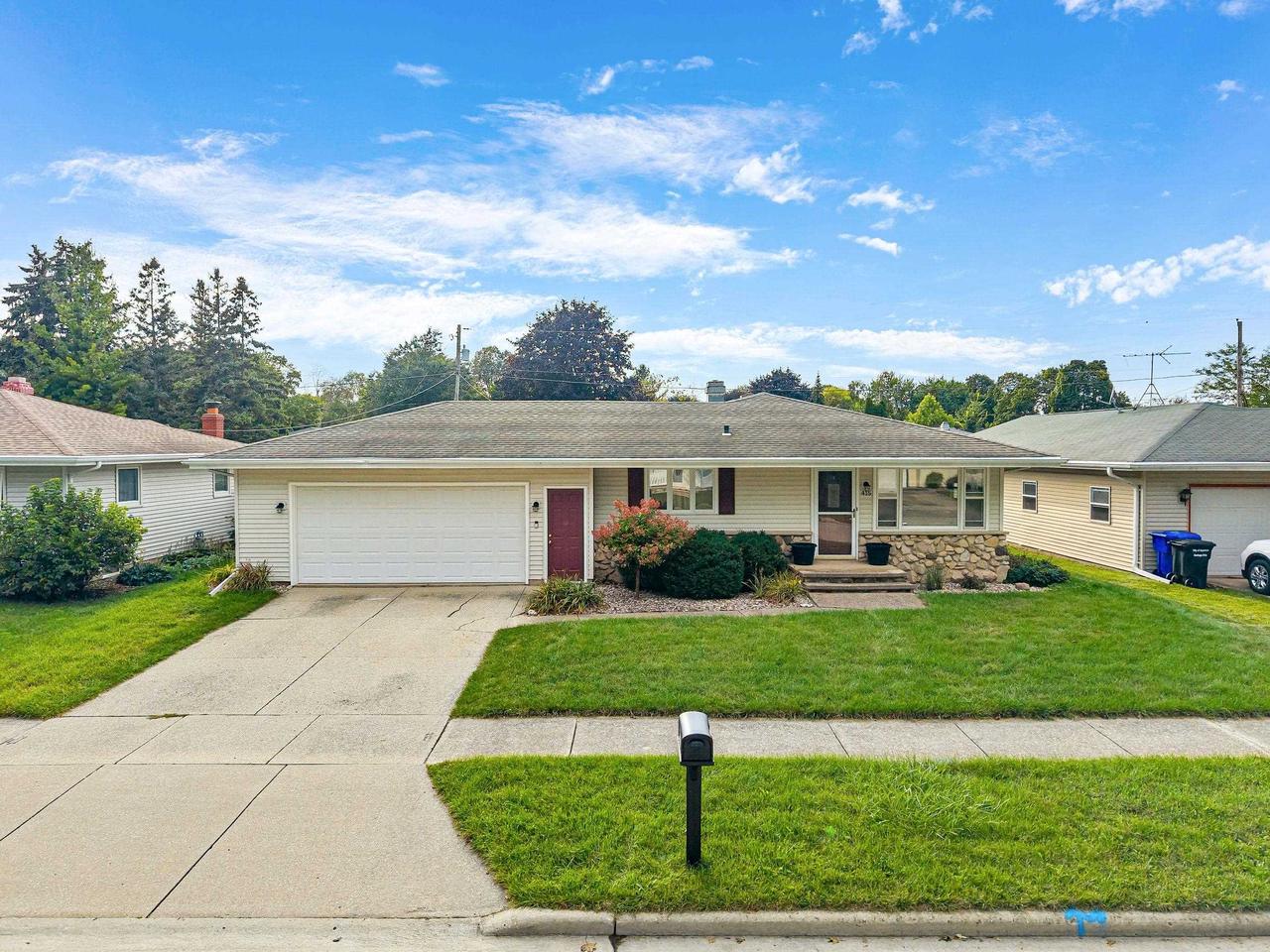 415 S Midpark Drive — photo