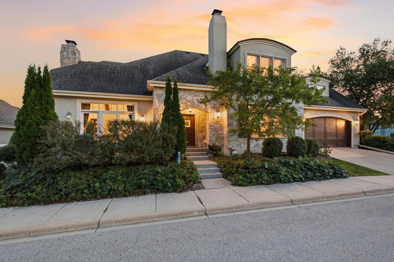 9077 Bentley Green — photo