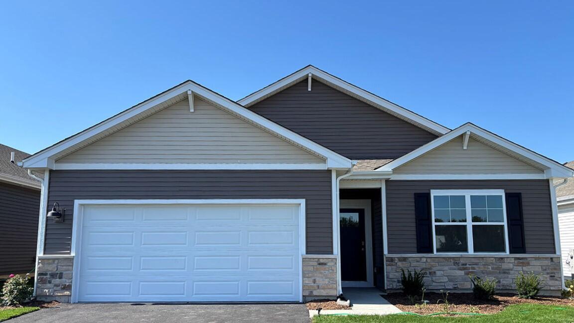 5738 Hunter Drive — photo
