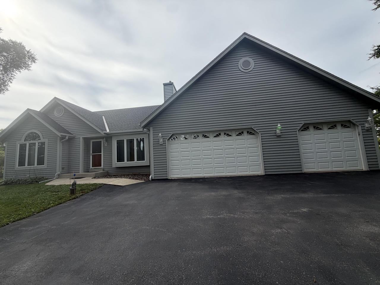 2135 Sherman Road — photo