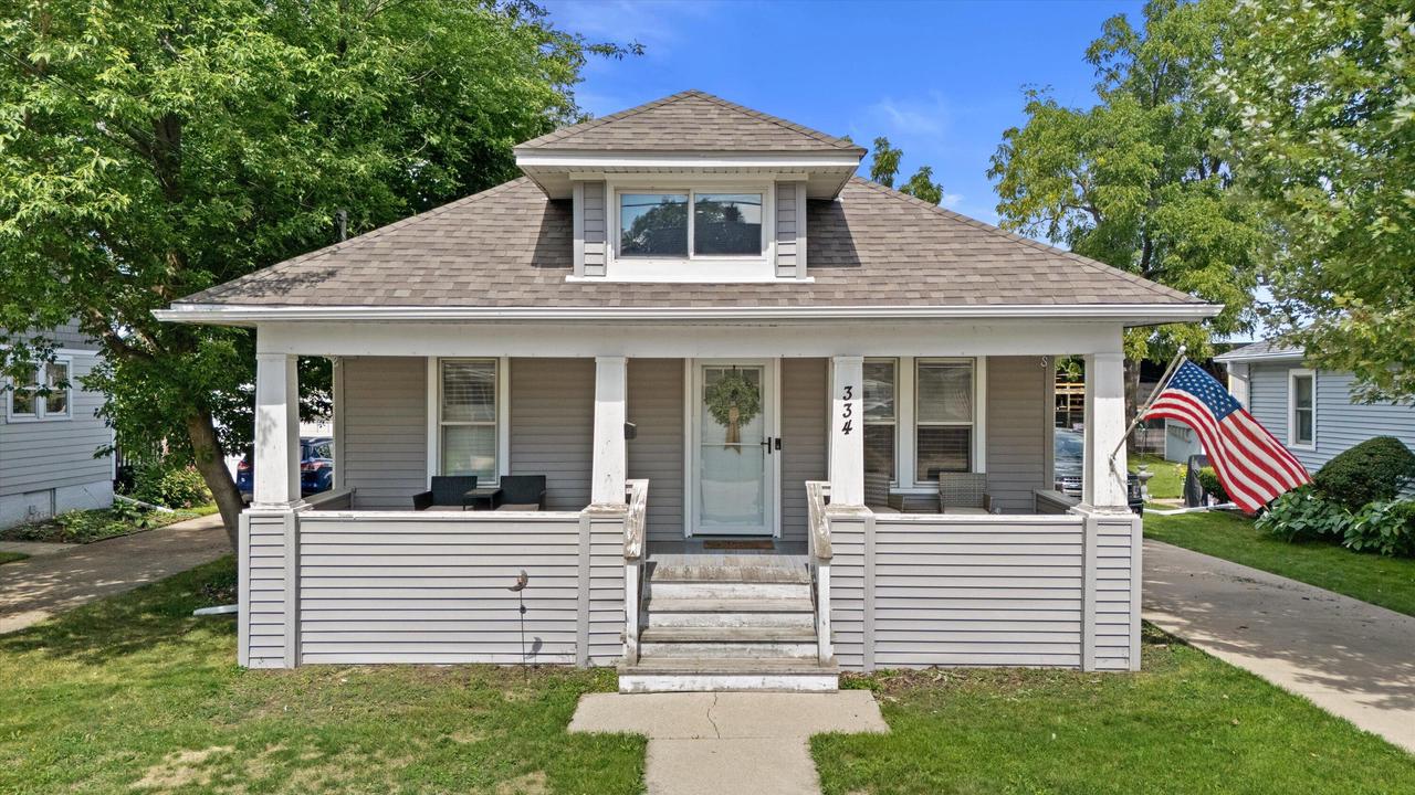 334 W 2nd Street — photo