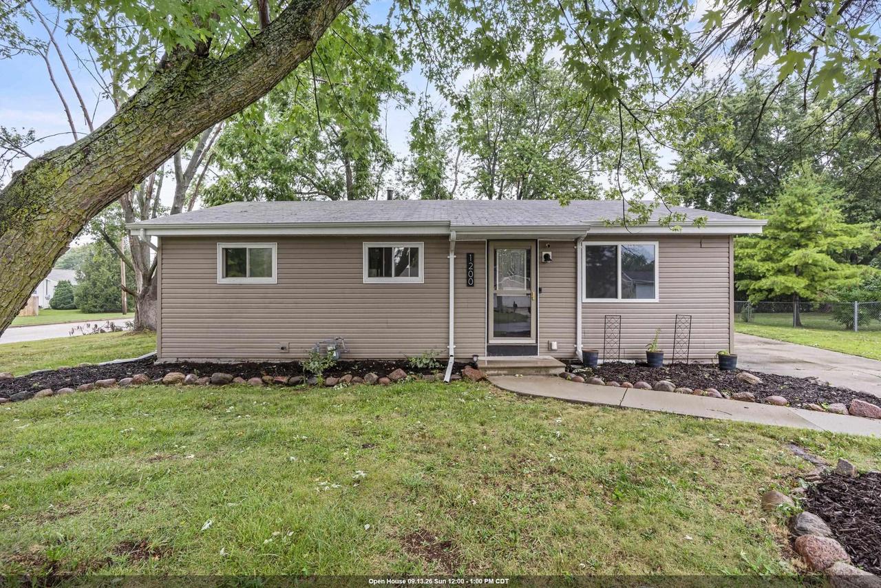 1200 Fieldcrest Drive — photo