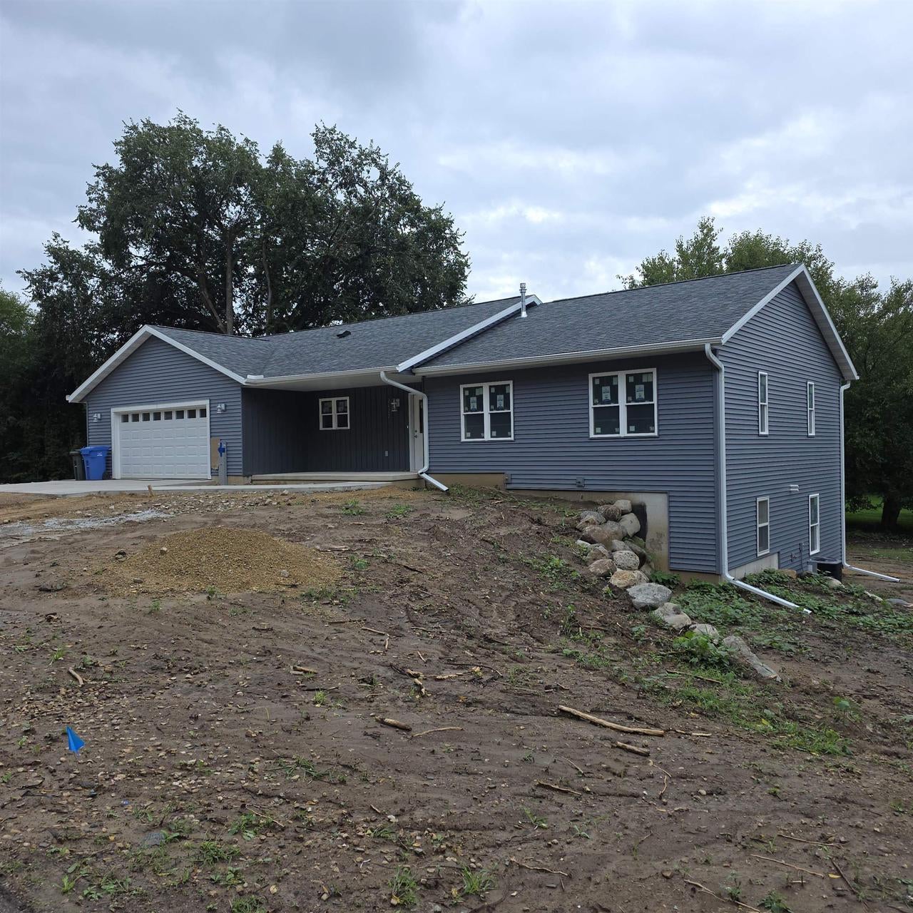 2422 East Hill Drive — photo