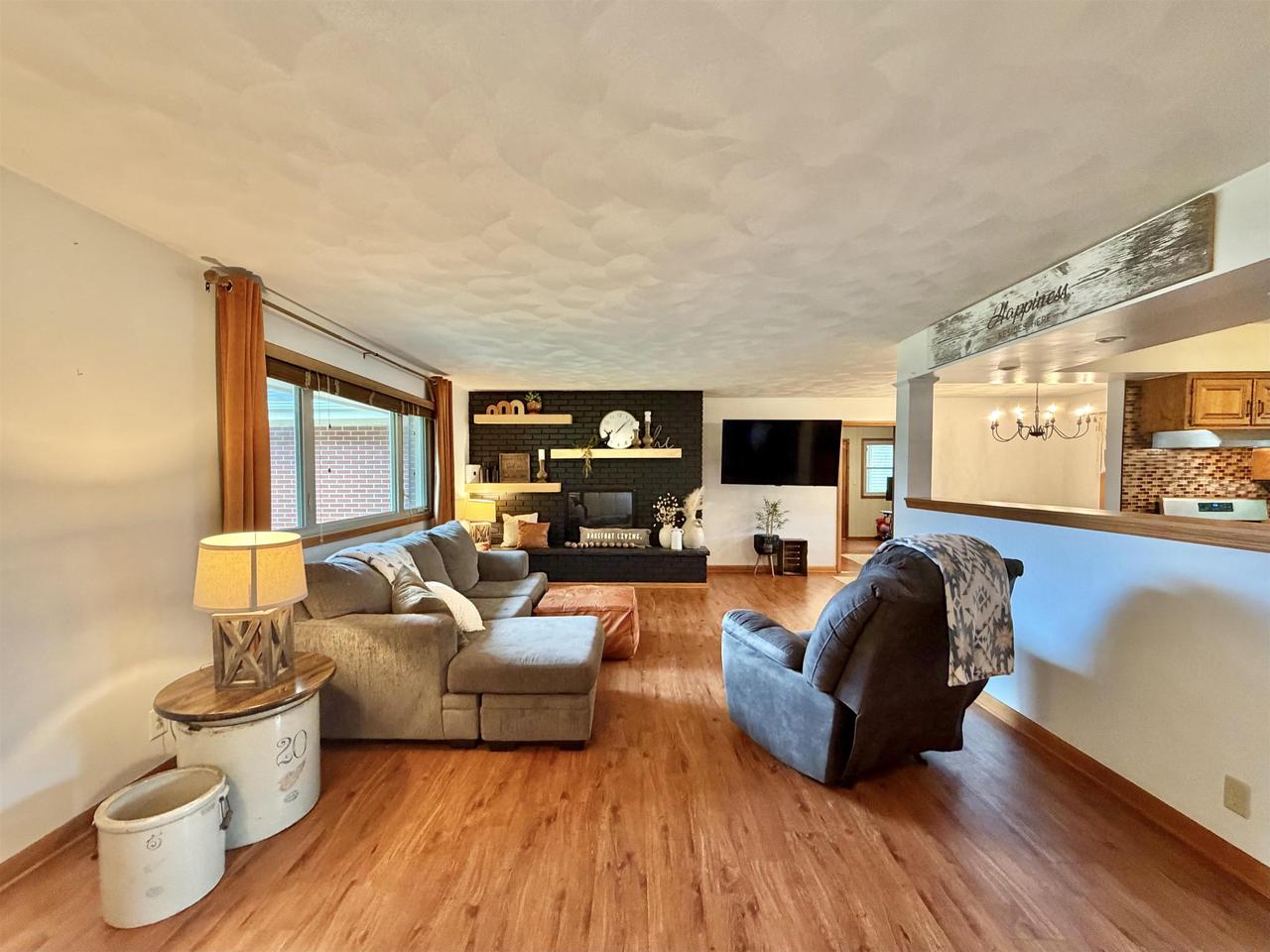 826 E Post ROAD, Beloit, WI 53511 — photo 3