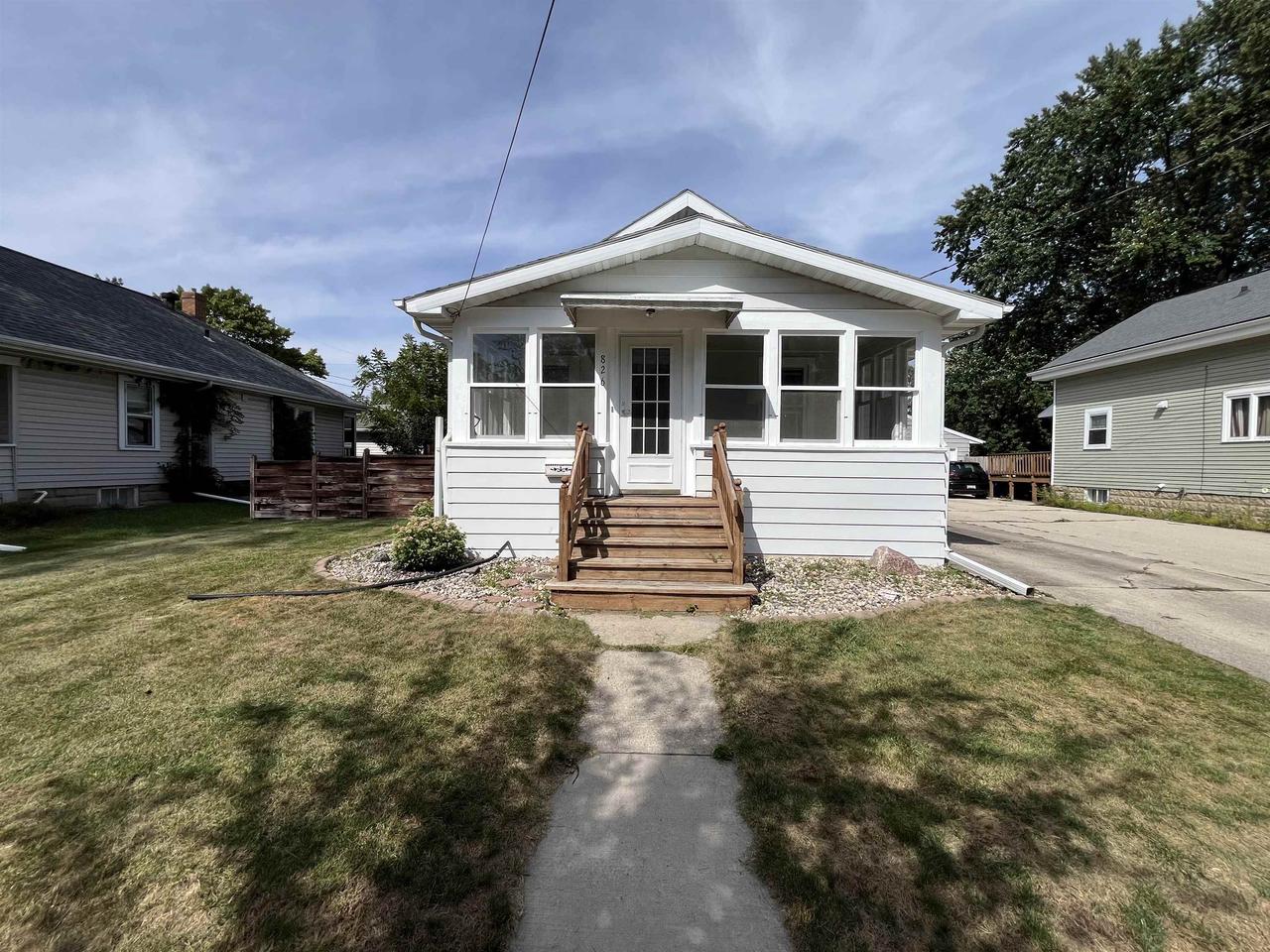 826 W Summer Street — photo