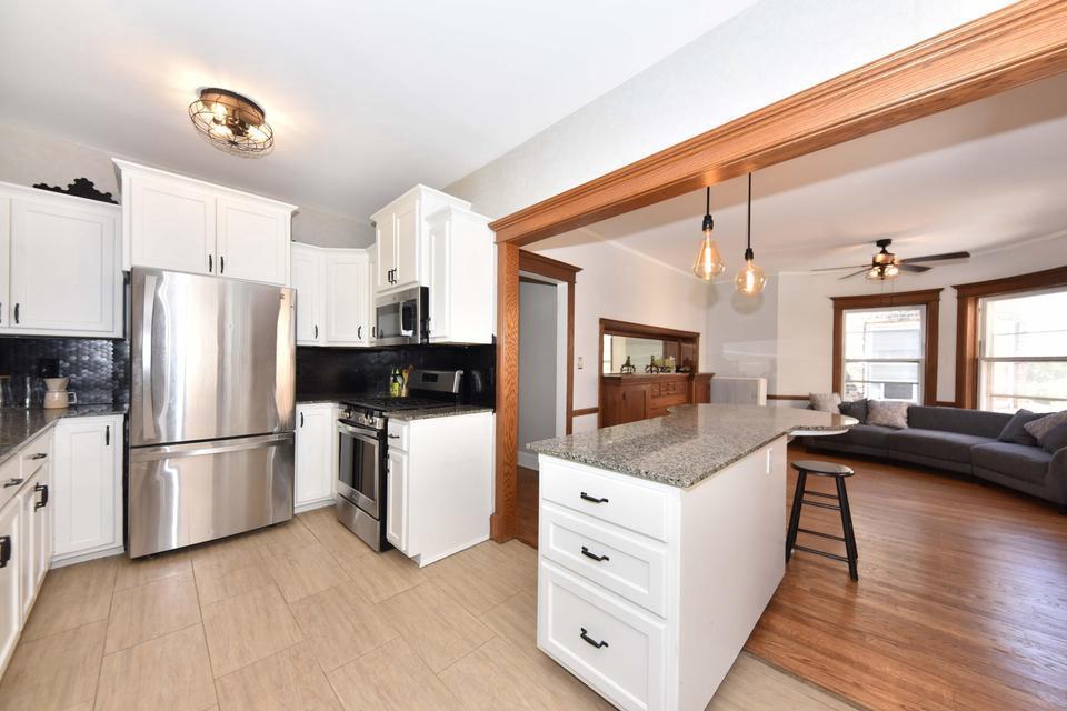 1714 E Kane Place L — photo