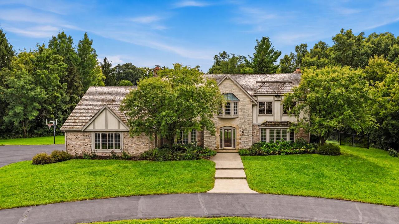 6151 O'Connell Street — photo