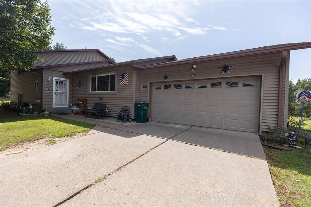 13617 W County Road C — photo