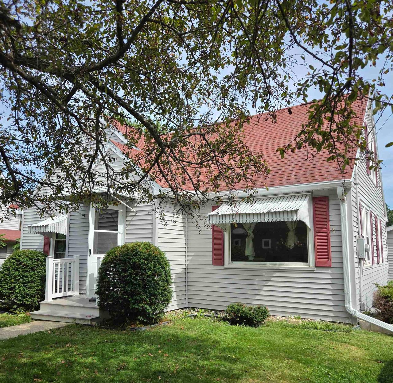 728 Hillsbourgh Avenue — photo
