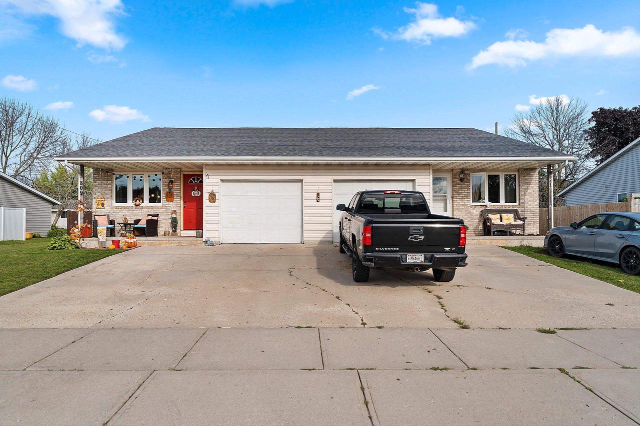 807 Columbus Street, Two Rivers, WI 54241