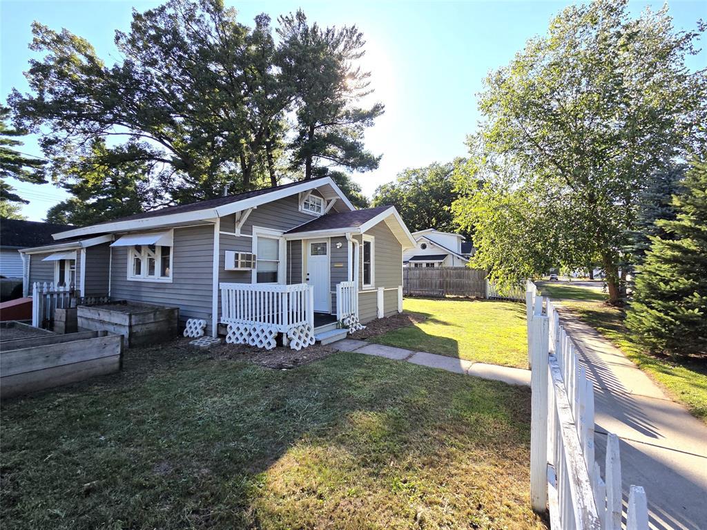 116 W Bundy Street, Rice Lake, WI 54868 — photo 2