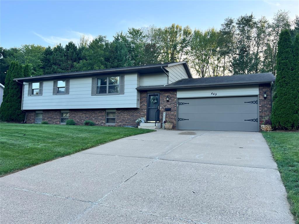 449 Komro Court — photo