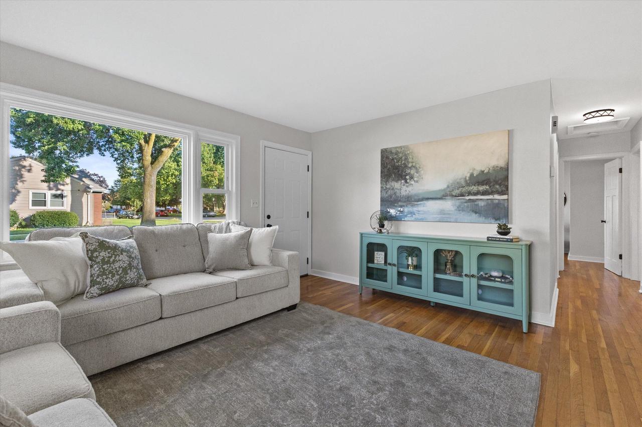 1905 Gilson STREET, Racine, WI 53403 — photo 3