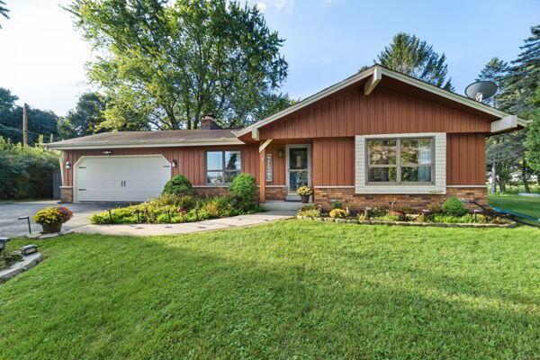 3606 E Norport Drive — photo