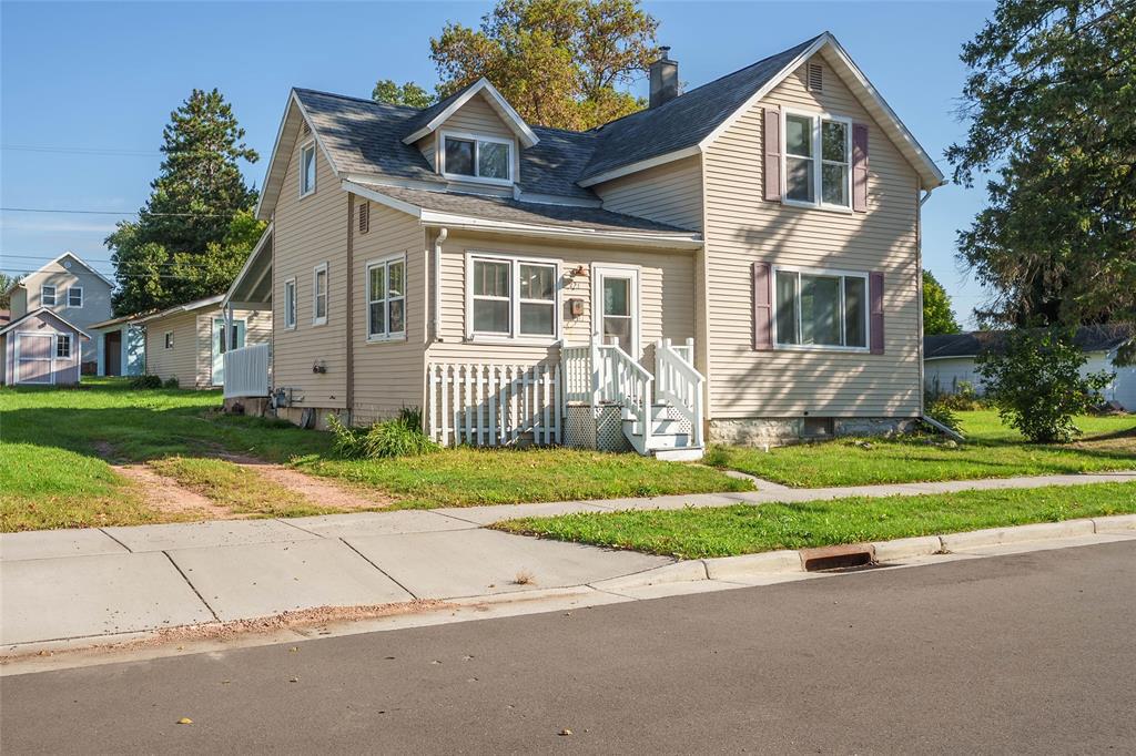 321 E 2nd Avenue, Stanley, WI 54768 — photo 2