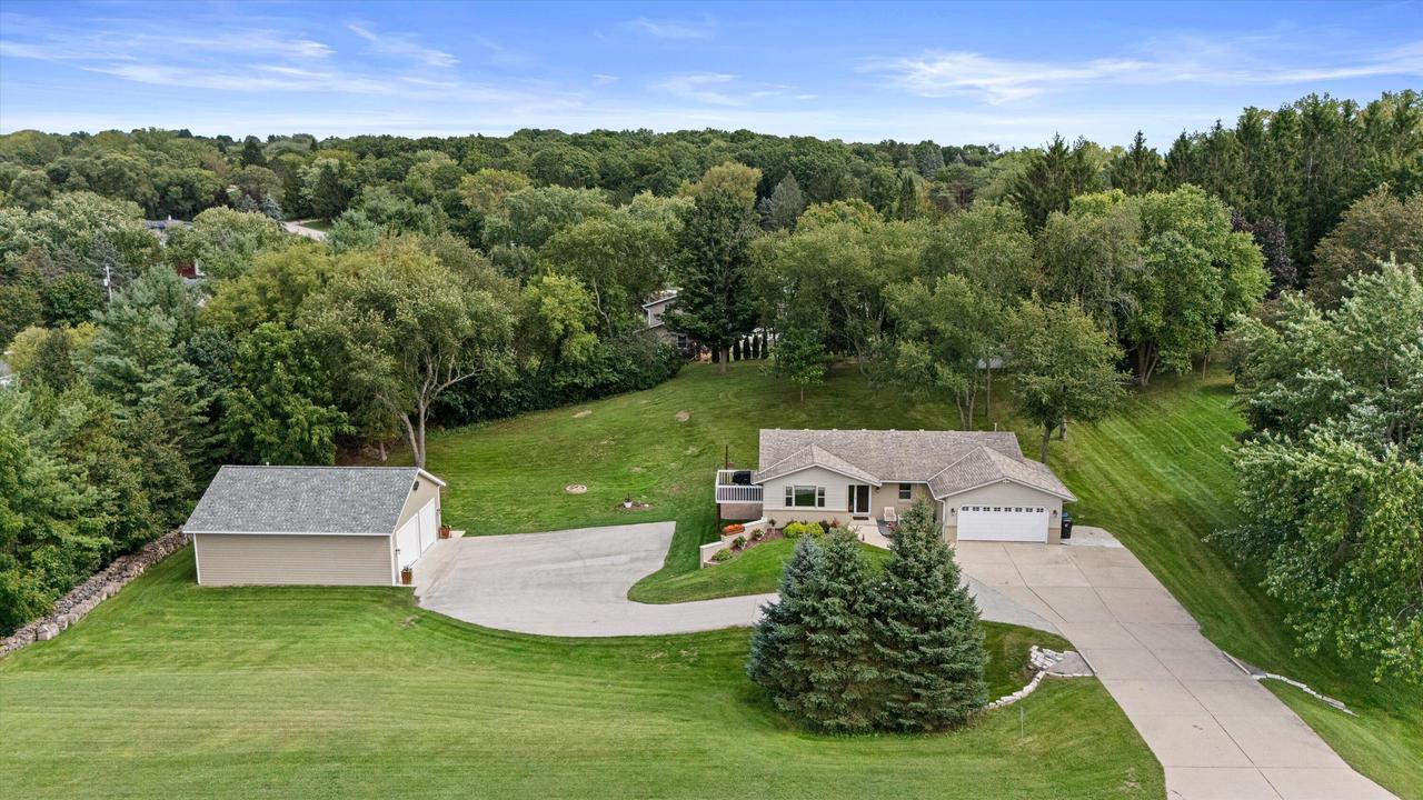 W255S6620 Oakdale Drive — photo