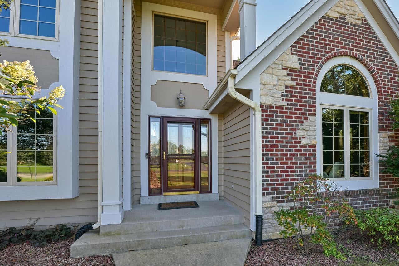 S88W34633 Nesting LANE, Eagle, WI 53119 — photo 2