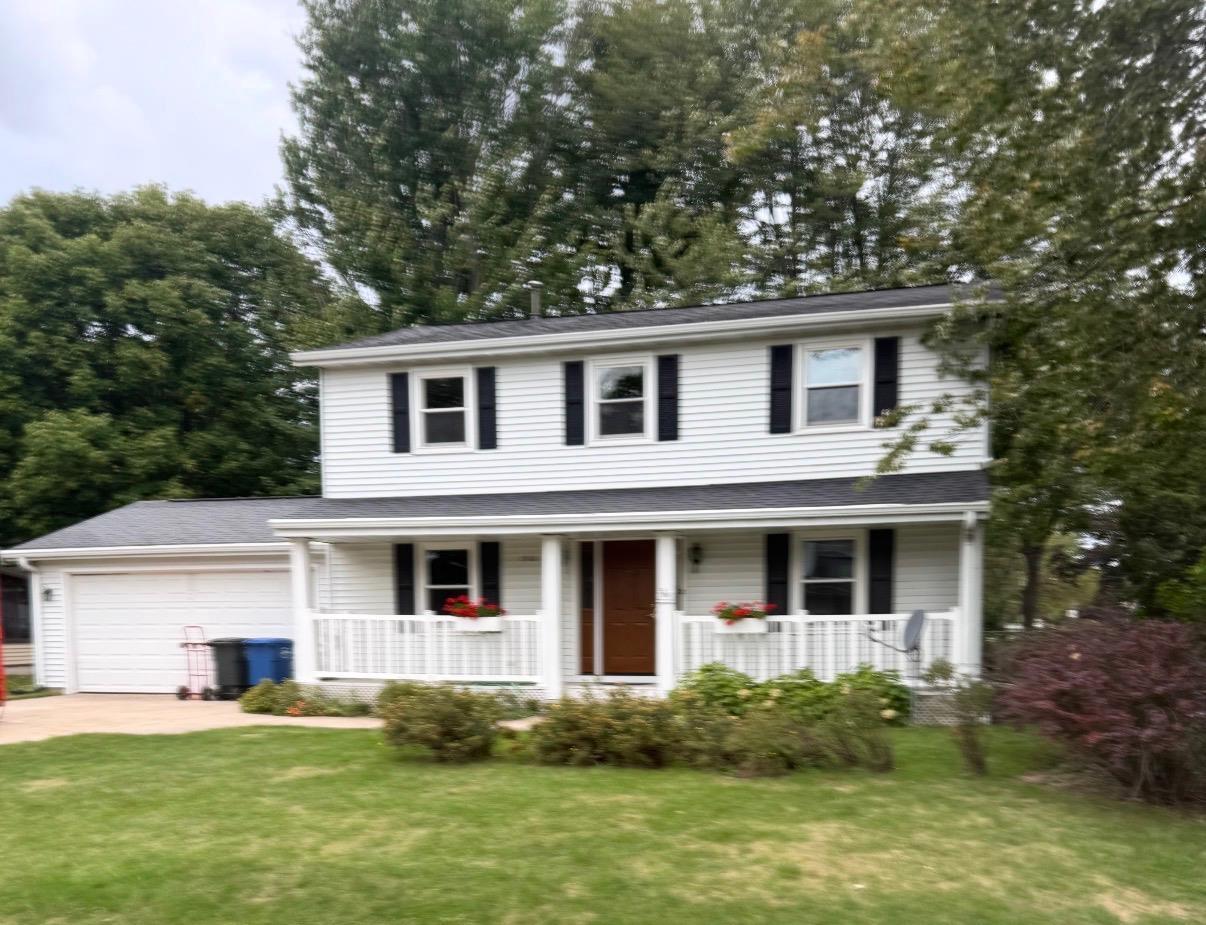 1310 Stead Drive — photo