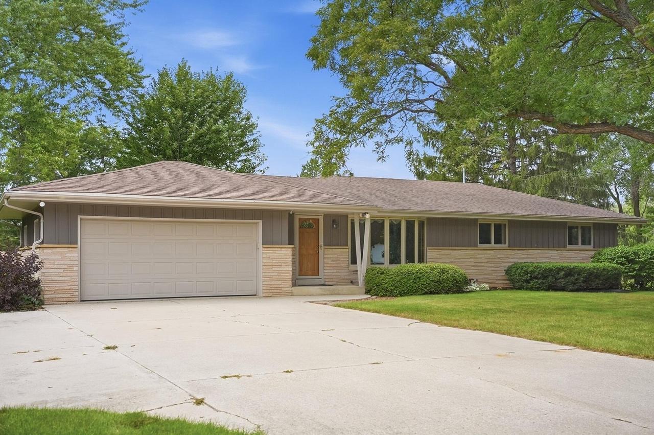 181 Highview Drive — photo